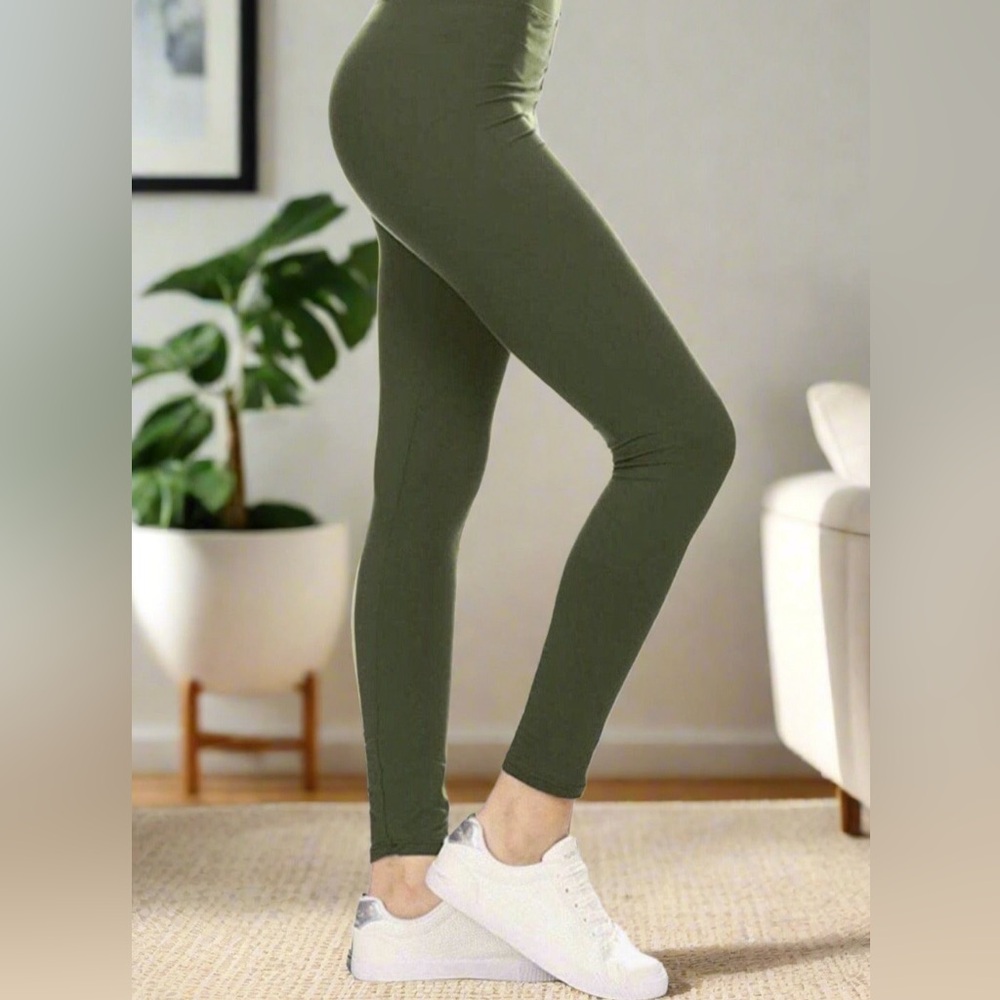 OS NEW Womens Olive Green Leggings, Buttery Soft Yoga Pants